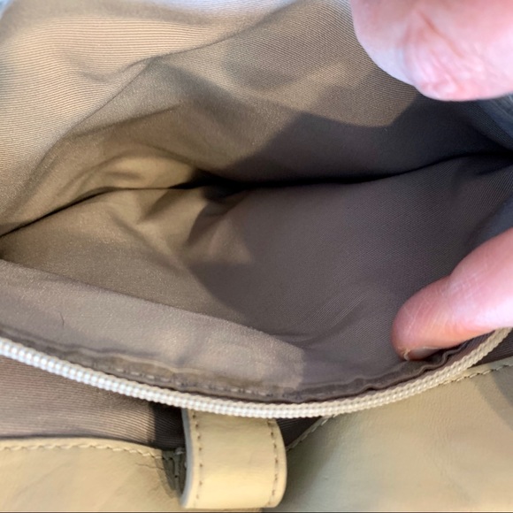 Coach SOHO Peaches & Cream Purse, EUC. - Picture 6 of 13